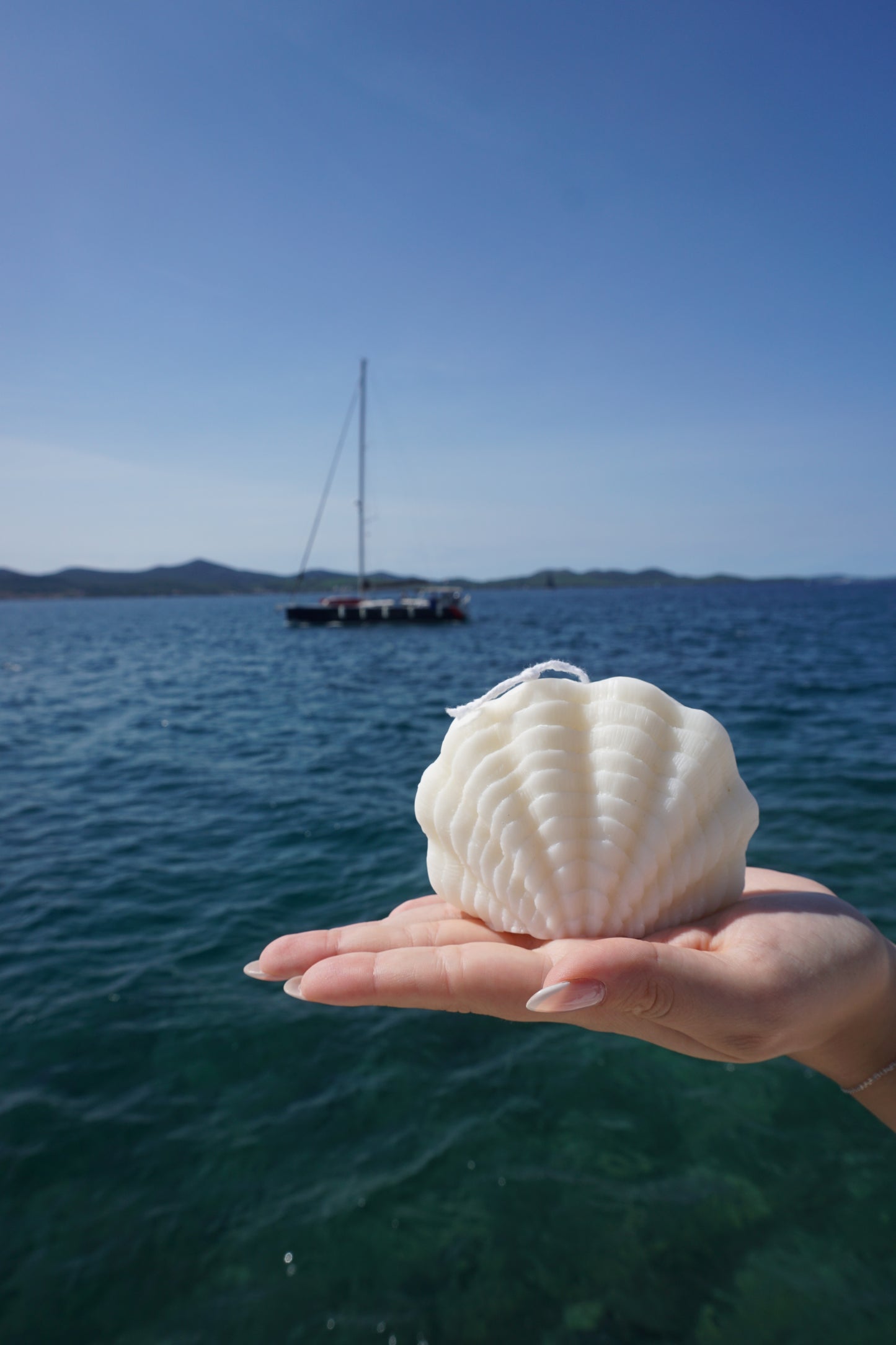 Seashell Candle — Unscented Soy Wax | Mediterranean Coastal Décor
